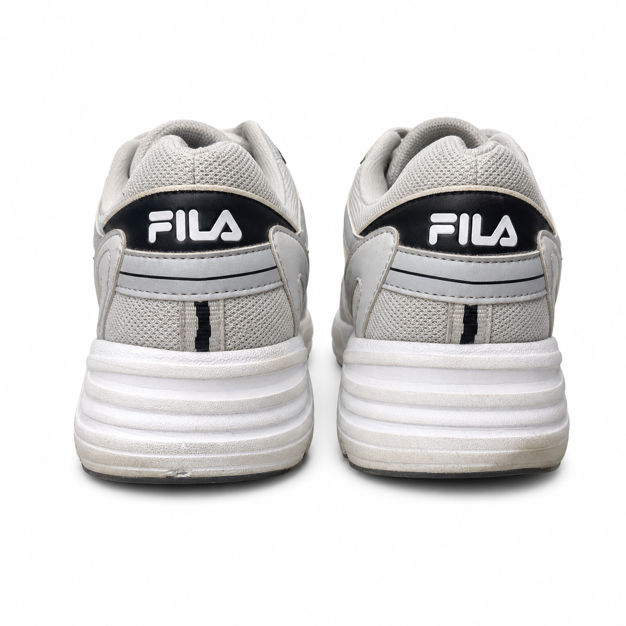 Light and soft sneakers Fila